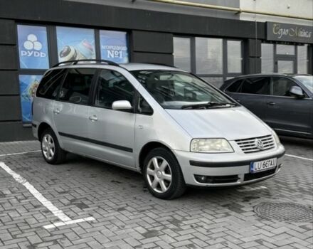 Серый Фольксваген Шаран, объемом двигателя 1.9 л и пробегом 380 тыс. км за 2299 $, фото 2 на Automoto.ua