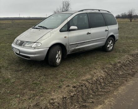 Сірий Фольксваген Шаран, об'ємом двигуна 1.9 л та пробігом 111 тис. км за 1200 $, фото 1 на Automoto.ua