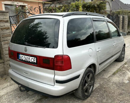 Серый Фольксваген Шаран, объемом двигателя 1.9 л и пробегом 420 тыс. км за 4900 $, фото 2 на Automoto.ua