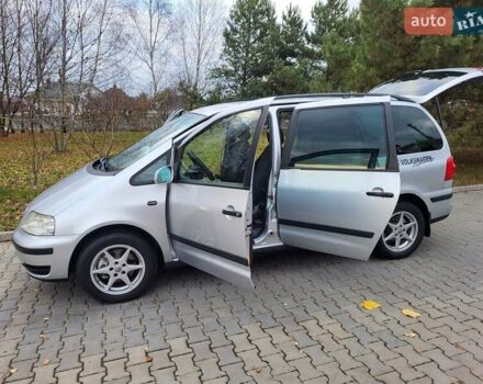 Серый Фольксваген Шаран, объемом двигателя 1.9 л и пробегом 237 тыс. км за 6400 $, фото 19 на Automoto.ua