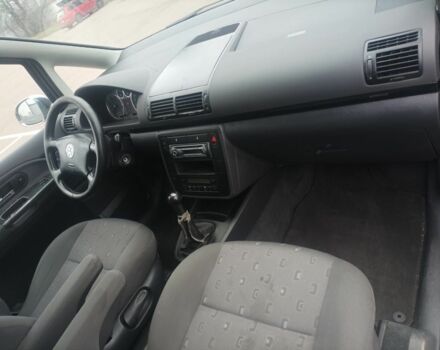 Сірий Фольксваген Шаран, об'ємом двигуна 1.9 л та пробігом 340 тис. км за 4500 $, фото 3 на Automoto.ua