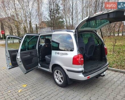 Серый Фольксваген Шаран, объемом двигателя 1.9 л и пробегом 237 тыс. км за 6400 $, фото 34 на Automoto.ua