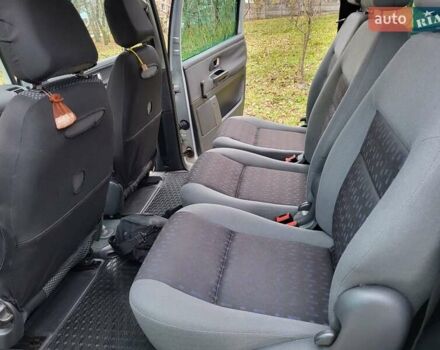 Серый Фольксваген Шаран, объемом двигателя 1.9 л и пробегом 237 тыс. км за 6400 $, фото 42 на Automoto.ua