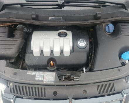 Сірий Фольксваген Шаран, об'ємом двигуна 1.9 л та пробігом 340 тис. км за 4500 $, фото 7 на Automoto.ua