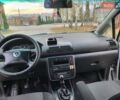 Серый Фольксваген Шаран, объемом двигателя 1.9 л и пробегом 237 тыс. км за 6400 $, фото 45 на Automoto.ua