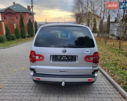 Серый Фольксваген Шаран, объемом двигателя 1.9 л и пробегом 237 тыс. км за 6400 $, фото 11 на Automoto.ua