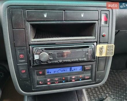 Серый Фольксваген Шаран, объемом двигателя 1.9 л и пробегом 237 тыс. км за 6400 $, фото 61 на Automoto.ua