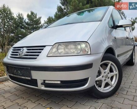 Серый Фольксваген Шаран, объемом двигателя 1.9 л и пробегом 237 тыс. км за 6400 $, фото 5 на Automoto.ua