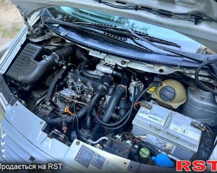 Серый Фольксваген Шаран, объемом двигателя 1.9 л и пробегом 320 тыс. км за 2150 $, фото 5 на Automoto.ua