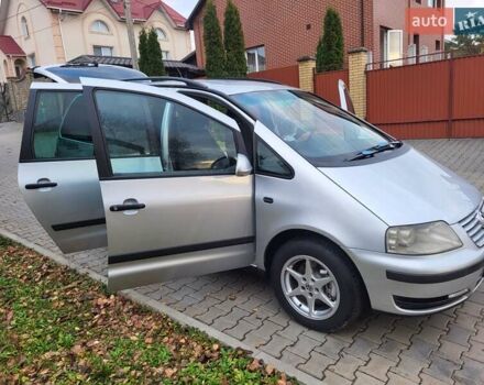 Серый Фольксваген Шаран, объемом двигателя 1.9 л и пробегом 237 тыс. км за 6400 $, фото 25 на Automoto.ua