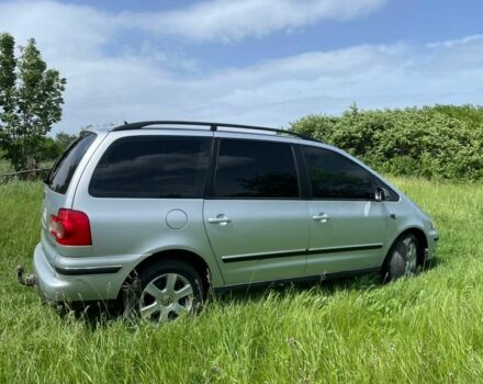 Сірий Фольксваген Шаран, об'ємом двигуна 1.9 л та пробігом 397 тис. км за 5700 $, фото 1 на Automoto.ua