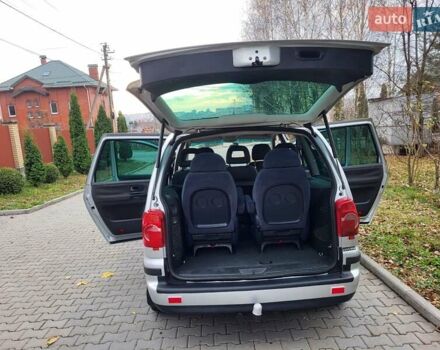 Серый Фольксваген Шаран, объемом двигателя 1.9 л и пробегом 237 тыс. км за 6400 $, фото 30 на Automoto.ua