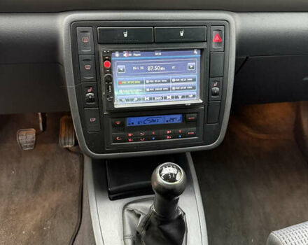 Серый Фольксваген Шаран, объемом двигателя 1.9 л и пробегом 300 тыс. км за 4450 $, фото 11 на Automoto.ua