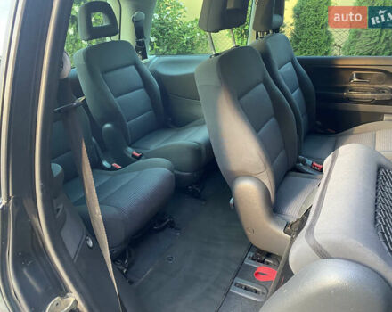 Фольксваген Шаран 2005 в Перемышлянах на Automoto.ua Серый Фольксваген Шаран, объемом двигателя 1.97 л и пробегом 315 тыс. км за 7200 $, фото 26 на Automoto.ua