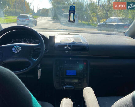 Серый Фольксваген Шаран, объемом двигателя 1.9 л и пробегом 250 тыс. км за 5500 $, фото 6 на Automoto.ua
