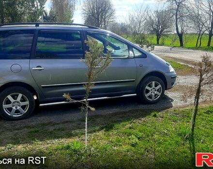 Сірий Фольксваген Шаран, об'ємом двигуна 1.8 л та пробігом 298 тис. км за 5500 $, фото 2 на Automoto.ua