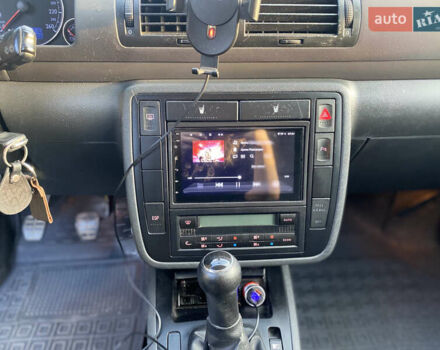 Фольксваген Шаран 2005 в Перемышлянах на Automoto.ua Серый Фольксваген Шаран, объемом двигателя 1.97 л и пробегом 315 тыс. км за 7200 $, фото 9 на Automoto.ua