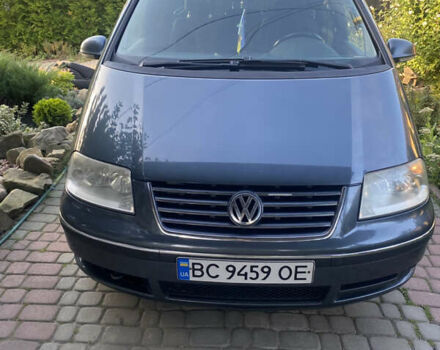 Фольксваген Шаран 2005 в Перемышлянах на Automoto.ua Серый Фольксваген Шаран, объемом двигателя 1.97 л и пробегом 315 тыс. км за 7200 $, фото 2 на Automoto.ua