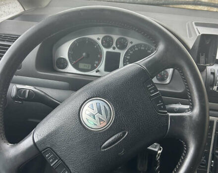 Серый Фольксваген Шаран, объемом двигателя 2 л и пробегом 324 тыс. км за 4500 $, фото 6 на Automoto.ua