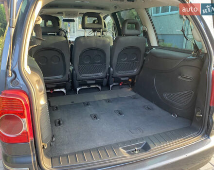 Фольксваген Шаран 2005 в Перемышлянах на Automoto.ua Серый Фольксваген Шаран, объемом двигателя 1.97 л и пробегом 315 тыс. км за 7200 $, фото 19 на Automoto.ua