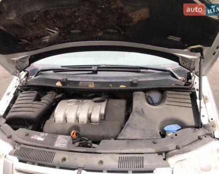 Серый Фольксваген Шаран, объемом двигателя 1.97 л и пробегом 210 тыс. км за 6250 $, фото 9 на Automoto.ua