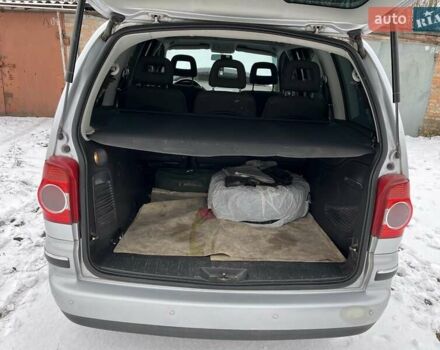 Сірий Фольксваген Шаран, об'ємом двигуна 1.8 л та пробігом 163 тис. км за 7300 $, фото 21 на Automoto.ua