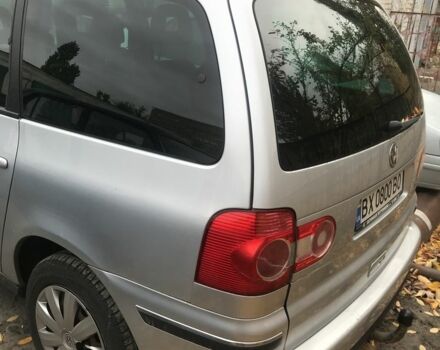 Серый Фольксваген Шаран, объемом двигателя 2 л и пробегом 200 тыс. км за 6200 $, фото 2 на Automoto.ua