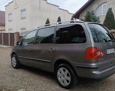 Сірий Фольксваген Шаран, об'ємом двигуна 2 л та пробігом 350 тис. км за 5300 $, фото 7 на Automoto.ua