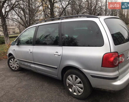 Серый Фольксваген Шаран, объемом двигателя 1.97 л и пробегом 210 тыс. км за 6250 $, фото 3 на Automoto.ua