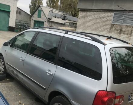 Серый Фольксваген Шаран, объемом двигателя 2 л и пробегом 200 тыс. км за 6200 $, фото 4 на Automoto.ua