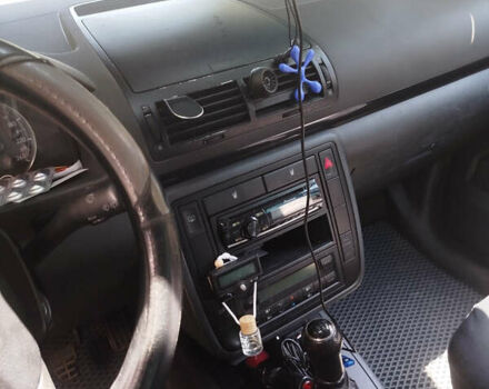 Серый Фольксваген Шаран, объемом двигателя 1.9 л и пробегом 340 тыс. км за 6300 $, фото 9 на Automoto.ua