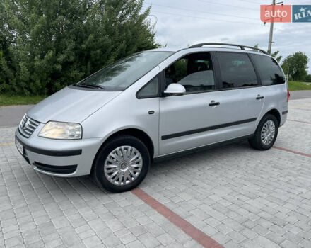 Сірий Фольксваген Шаран, об'ємом двигуна 2 л та пробігом 349 тис. км за 5800 $, фото 2 на Automoto.ua