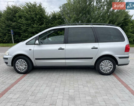 Сірий Фольксваген Шаран, об'ємом двигуна 2 л та пробігом 349 тис. км за 5800 $, фото 14 на Automoto.ua