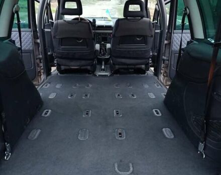 Серый Фольксваген Шаран, объемом двигателя 2 л и пробегом 360 тыс. км за 7800 $, фото 16 на Automoto.ua