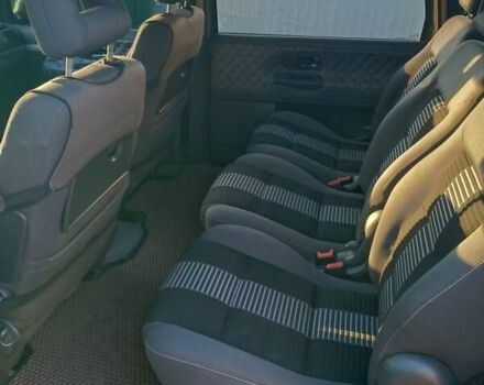 Серый Фольксваген Шаран, объемом двигателя 2 л и пробегом 360 тыс. км за 7800 $, фото 4 на Automoto.ua