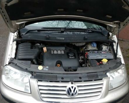 Серый Фольксваген Шаран, объемом двигателя 2 л и пробегом 450 тыс. км за 8700 $, фото 5 на Automoto.ua