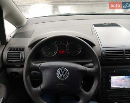 Серый Фольксваген Шаран, объемом двигателя 2 л и пробегом 450 тыс. км за 8700 $, фото 13 на Automoto.ua