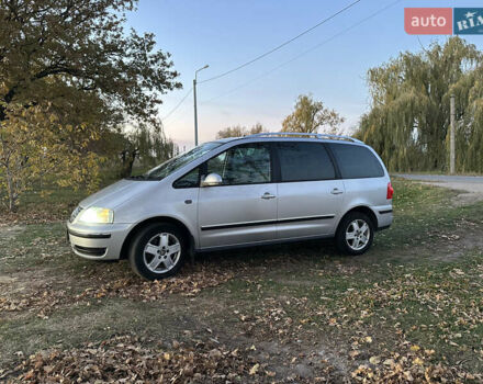 Серый Фольксваген Шаран, объемом двигателя 1.8 л и пробегом 263 тыс. км за 6350 $, фото 14 на Automoto.ua