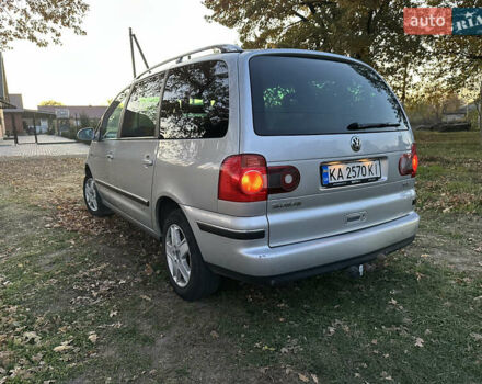 Серый Фольксваген Шаран, объемом двигателя 1.8 л и пробегом 263 тыс. км за 6350 $, фото 7 на Automoto.ua
