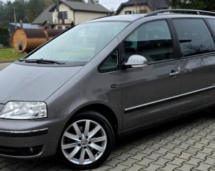 Серый Фольксваген Шаран, объемом двигателя 2 л и пробегом 219 тыс. км за 6299 $, фото 5 на Automoto.ua