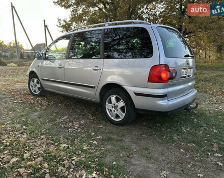 Серый Фольксваген Шаран, объемом двигателя 1.8 л и пробегом 263 тыс. км за 6350 $, фото 9 на Automoto.ua