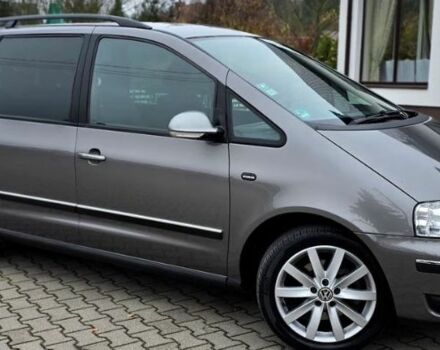 Серый Фольксваген Шаран, объемом двигателя 2 л и пробегом 219 тыс. км за 6299 $, фото 4 на Automoto.ua