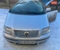 Сірий Фольксваген Шаран, об'ємом двигуна 1.97 л та пробігом 305 тис. км за 500 $, фото 1 на Automoto.ua