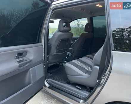 Фольксваген Шаран 2009 в Виннице на Automoto.ua Серый Фольксваген Шаран, объемом двигателя 2 л и пробегом 272 тыс. км за 9200 $, фото 11 на Automoto.ua