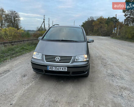 Фольксваген Шаран 2009 в Виннице на Automoto.ua Серый Фольксваген Шаран, объемом двигателя 2 л и пробегом 272 тыс. км за 9200 $, фото 4 на Automoto.ua