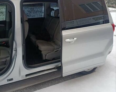 Серый Фольксваген Шаран, объемом двигателя 1.97 л и пробегом 330 тыс. км за 9900 $, фото 10 на Automoto.ua