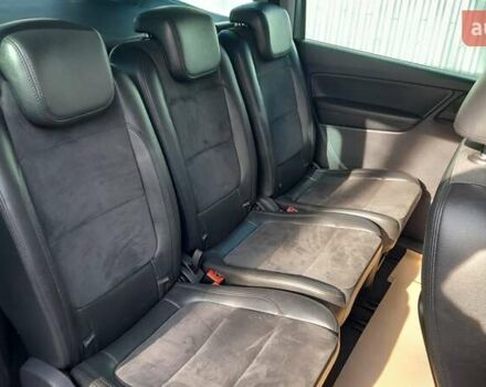 Серый Фольксваген Шаран, объемом двигателя 2 л и пробегом 244 тыс. км за 13700 $, фото 6 на Automoto.ua