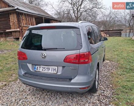 Серый Фольксваген Шаран, объемом двигателя 2 л и пробегом 244 тыс. км за 13700 $, фото 2 на Automoto.ua