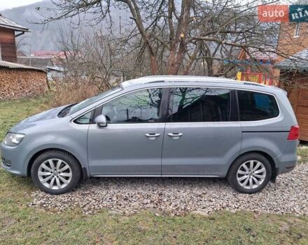 Серый Фольксваген Шаран, объемом двигателя 2 л и пробегом 244 тыс. км за 13700 $, фото 4 на Automoto.ua