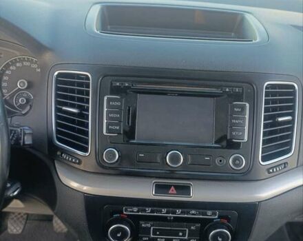 Серый Фольксваген Шаран, объемом двигателя 1.97 л и пробегом 330 тыс. км за 10500 $, фото 25 на Automoto.ua